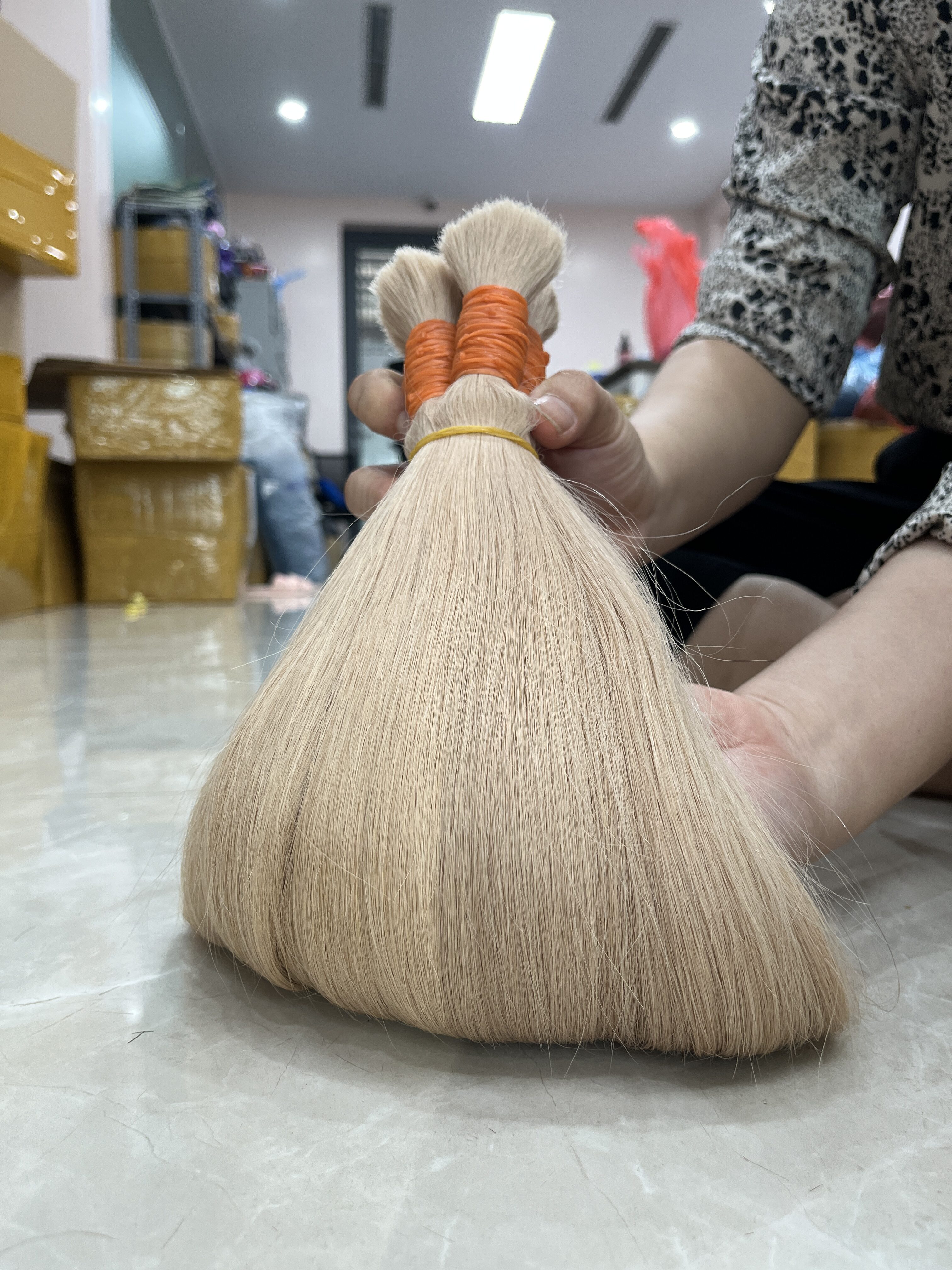 Standard #27C HUMAN HAIR VIETNAM_ COLOR BULK