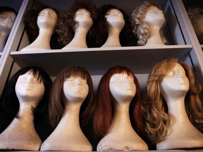 how to store a wig