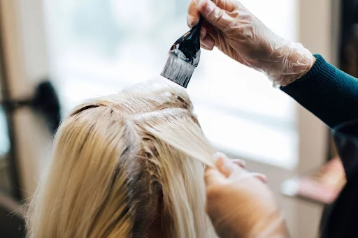 How long to leave bleach in hair