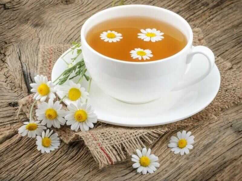 Chamomile tea can add subtle golden highlights to your hair. (Source: Q Hairdressing | Nottingham Hair Salon)