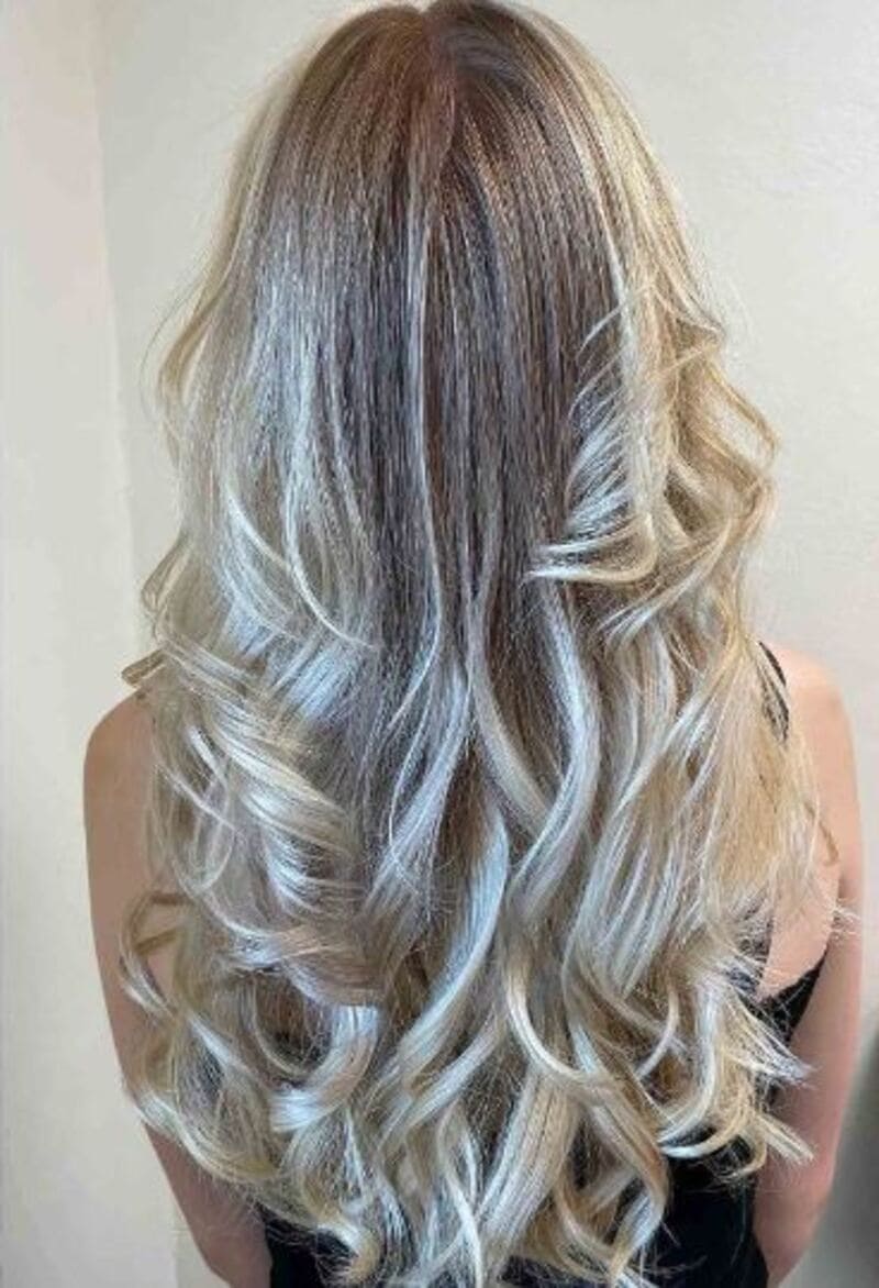 This technique focuses on adding blended lowlights to the roots. (Source: Latest-Hairstyles.com)