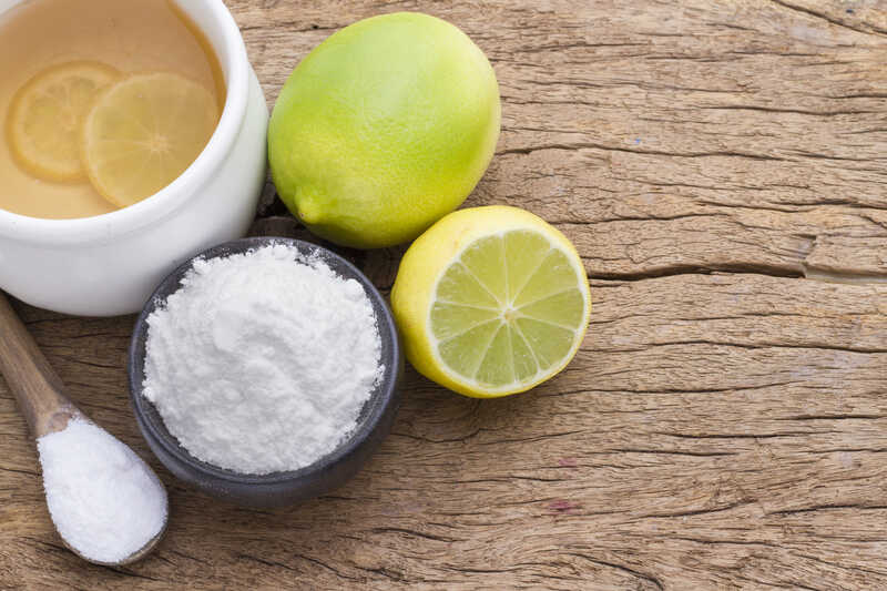 DIY hair lightening with lemon juice and baking soda (Source: GettyImages)