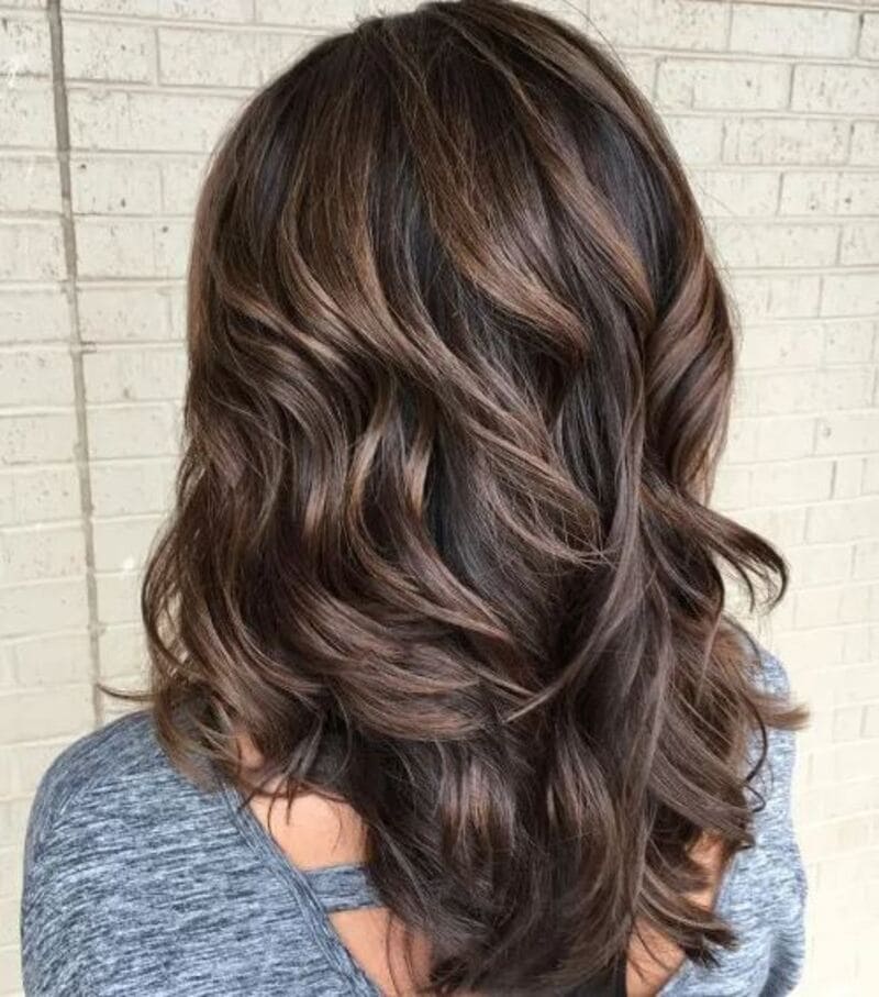 Layers help to remove some of the weight for a lighter hairstyle. (Source: The Right Hairstyles)