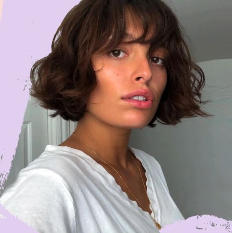 Traditionally, a French bob includes bangs that frame the face with a touch of elegance. (Source: Glamour UK)