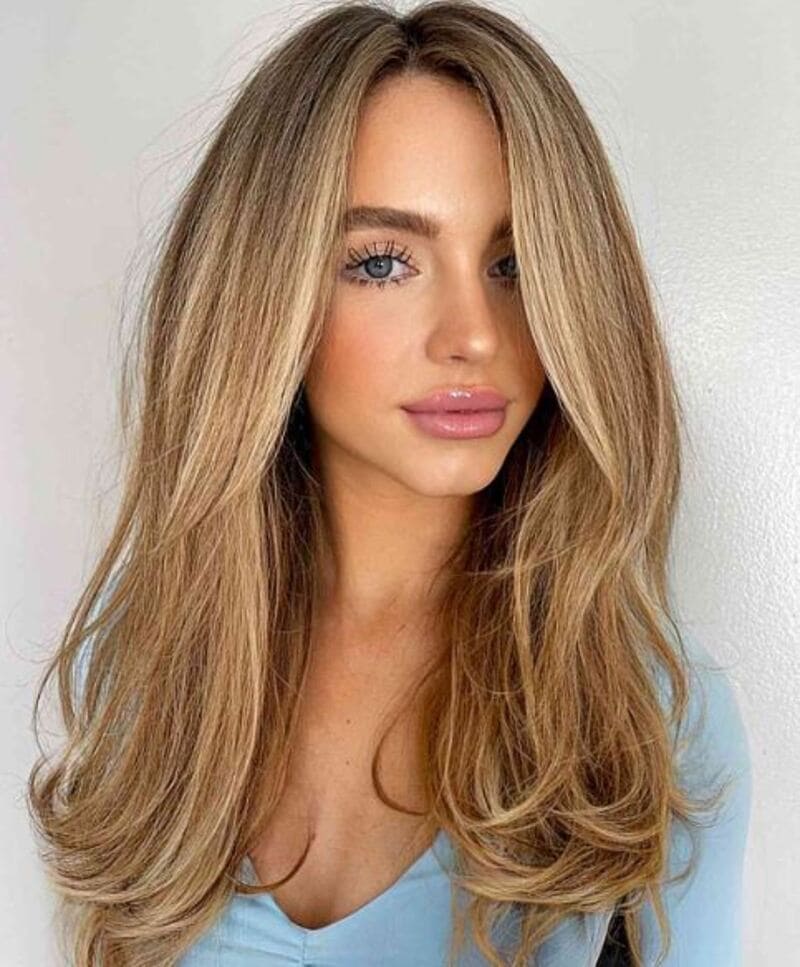 The timeless charm of straight long layers works well with a diamond-shaped face. (Source: Latest-Hairstyles)