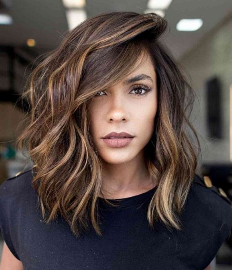 Layered haircuts bring volume, texture, and liveliness to the hair. (Source: Latest-Hairstyles)