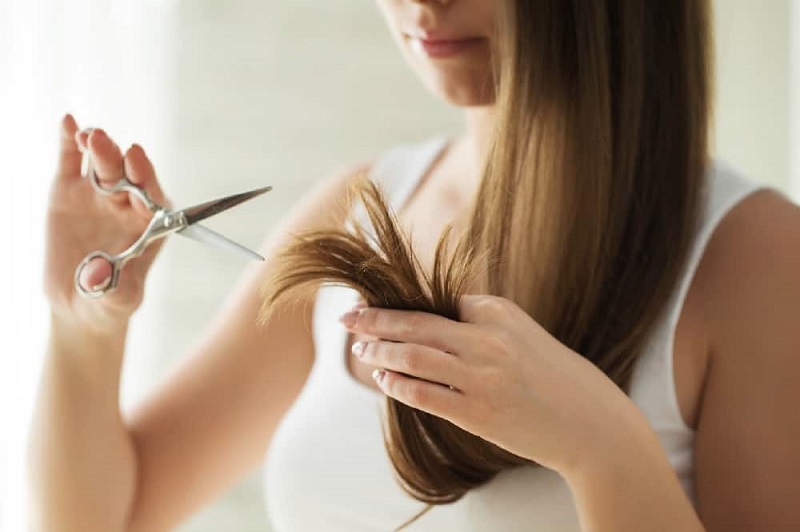 Regular trimming to get rid of split ends (Source: Hairstyle Camp)