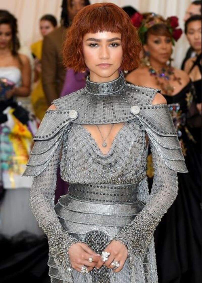 Zendaya rocked a stunning "grown-out French bob", which was actually a wig. (Source: Pinterest)