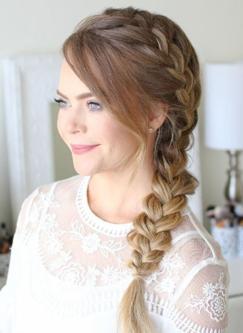 If you are blessed with long, thick hair, French side braid is an absolute match for you. (Source: MISSY SUE)