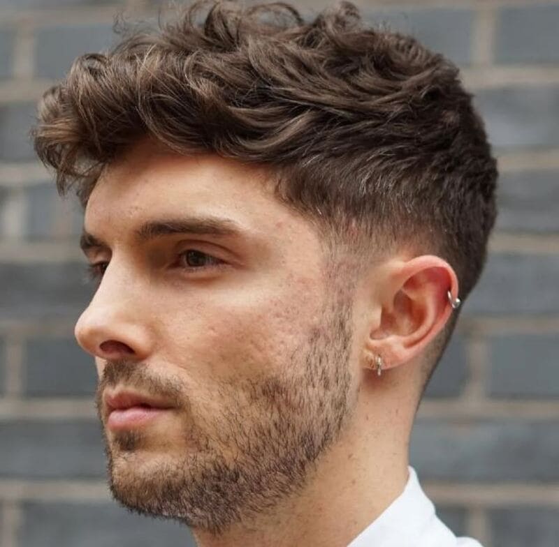 Feathered hair can be a great option if you want to add movement, volume, and texture. (Source: The Right Hairstyles)