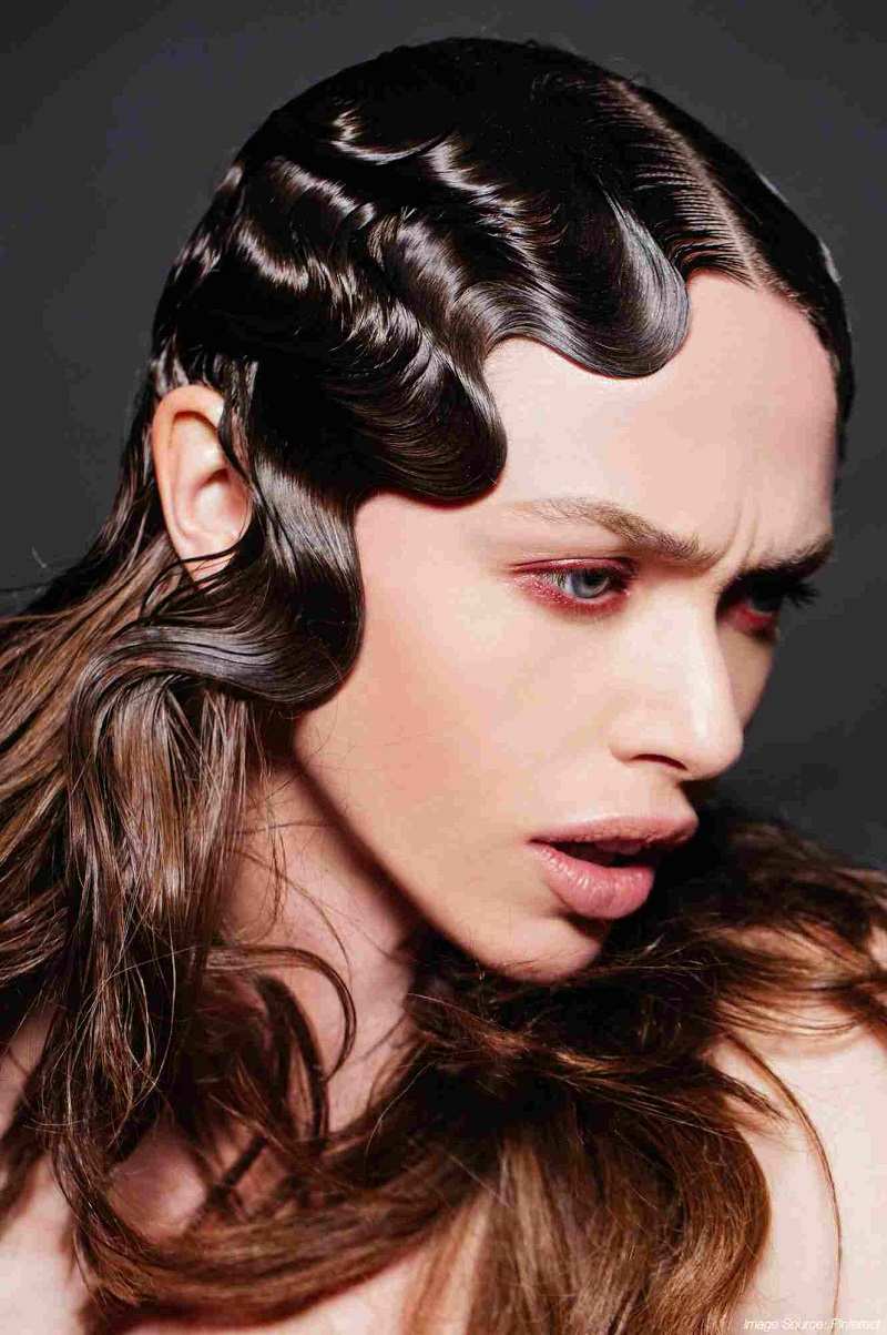 How to do finger waves long hair for beginners? (Source: Bangstyle)