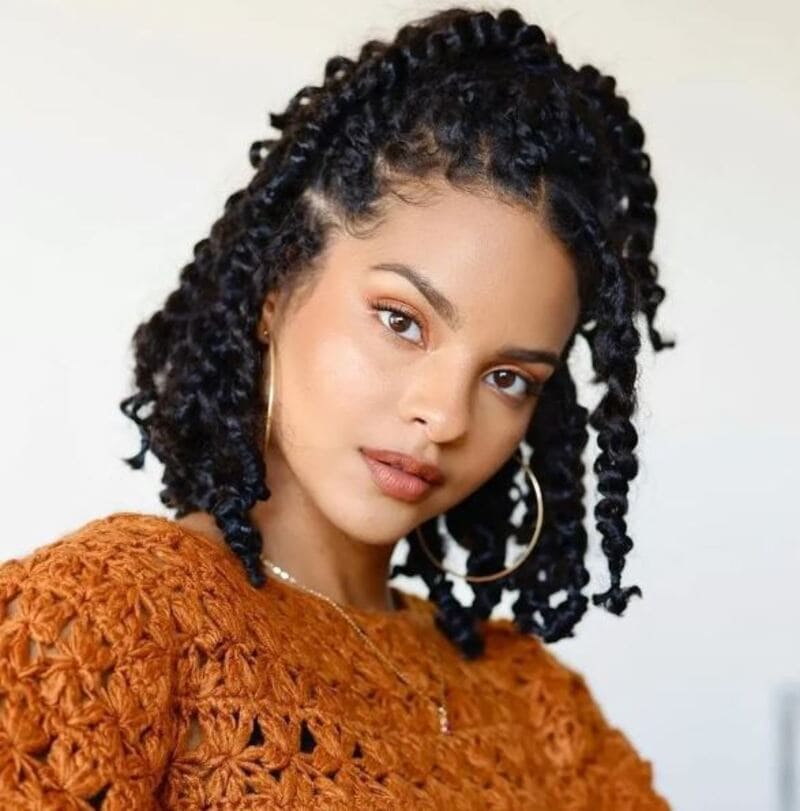 Cropped half-up, half-down twists gives a perfect balance between sophistication and playfulness. (Source: The Right Hairstyles)