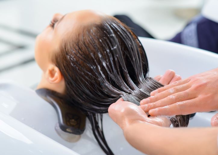 If you have a clarifying shampoo at home, you can utilize it to wash away the toner (Source: elevate)