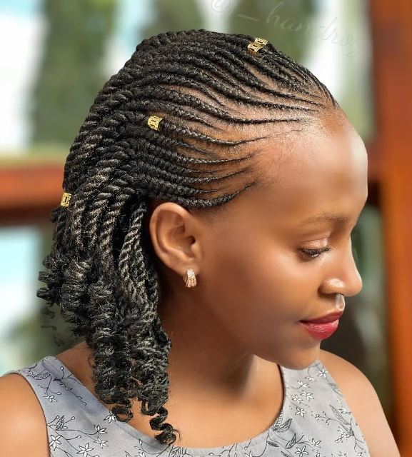 It is a stylish and versatile hairstyle for both braids and curls (Source: Hair Adviser)