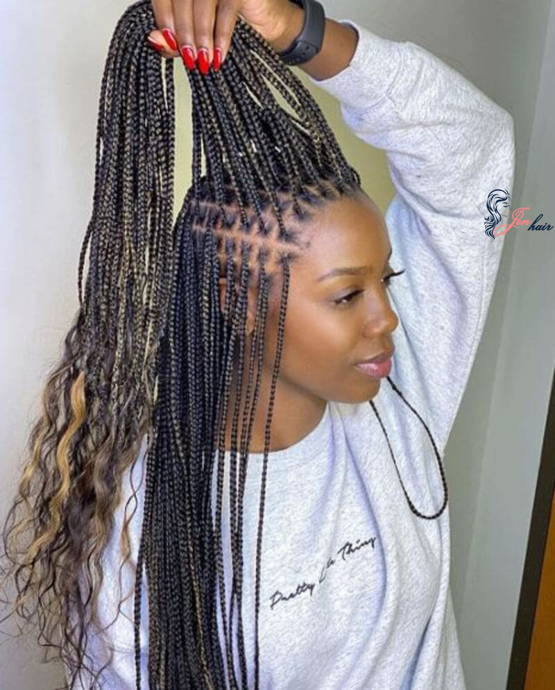 The final number of packs of hair for knotless box braids depends on the desired size and length. 