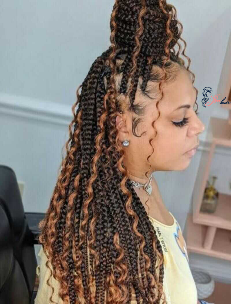 Knotless braids offer a fantastic alternative to box braids. 