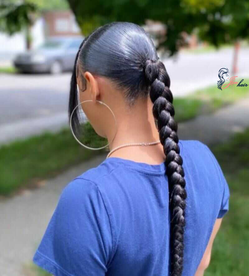 Petal braided ponytail hairstyles are versatile and complement most face types. (Source: CurlsQueen)