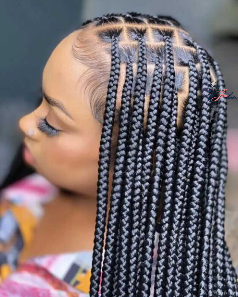 Medium box braids do not take much time to install because they are not too small.