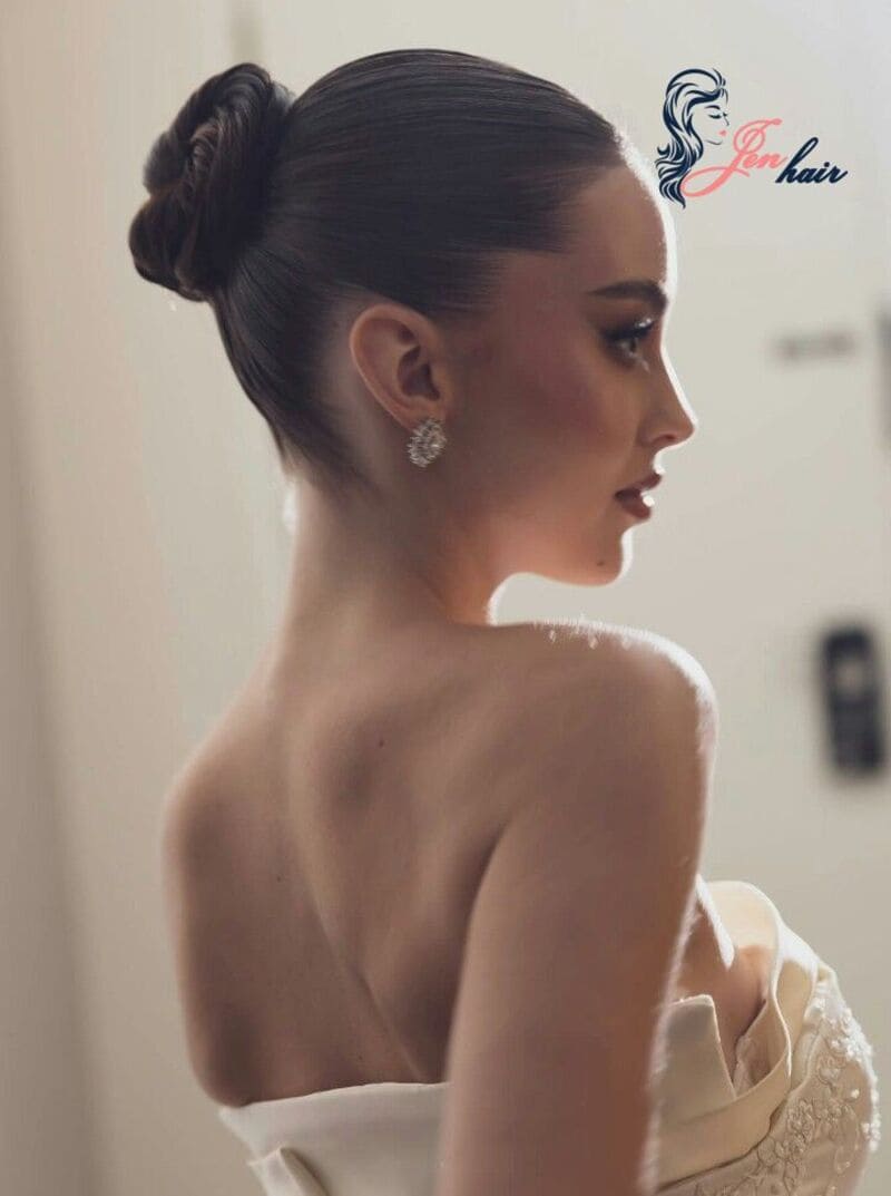 Ballerina bun