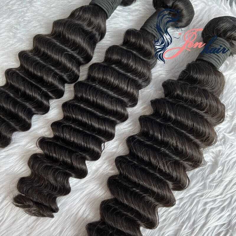 Whether you want everyday wear or a whole new look, hair weave is always great choice 