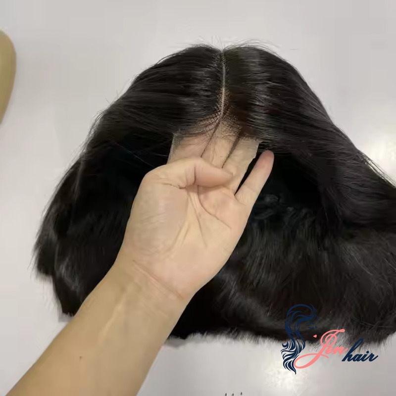 Customize your wig like plucking the hairline to mimic natural hair growth 