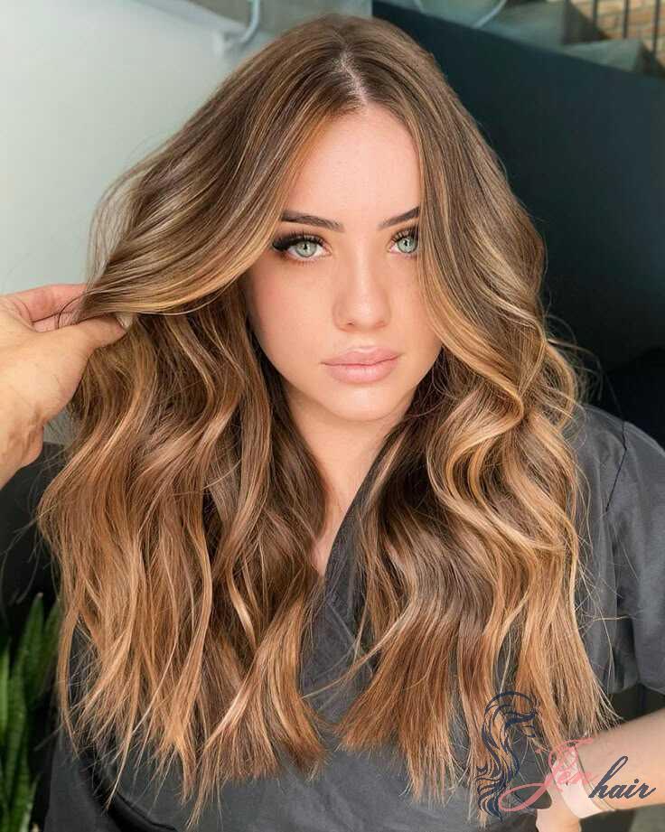 Creating emphasis on hair by highlights