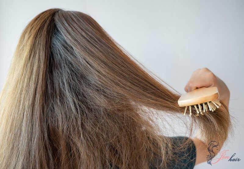 Shampoo Dry Hair Gently with These Sulfate-Free Picks 1 Shampoo Dry Hair Dryness of hair can be caused by various factors